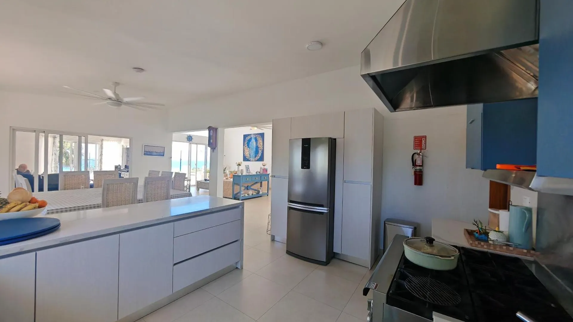 Luxury Oceanfront Villa With Heated Pool, Jacuzzi, Ac, Bbq, Starlink Wi-Fi, Chef'S Kitchen, Staff Included, Mountain Views, Near El Quemaito, San Rafael, And Los Patos Beach Barahona